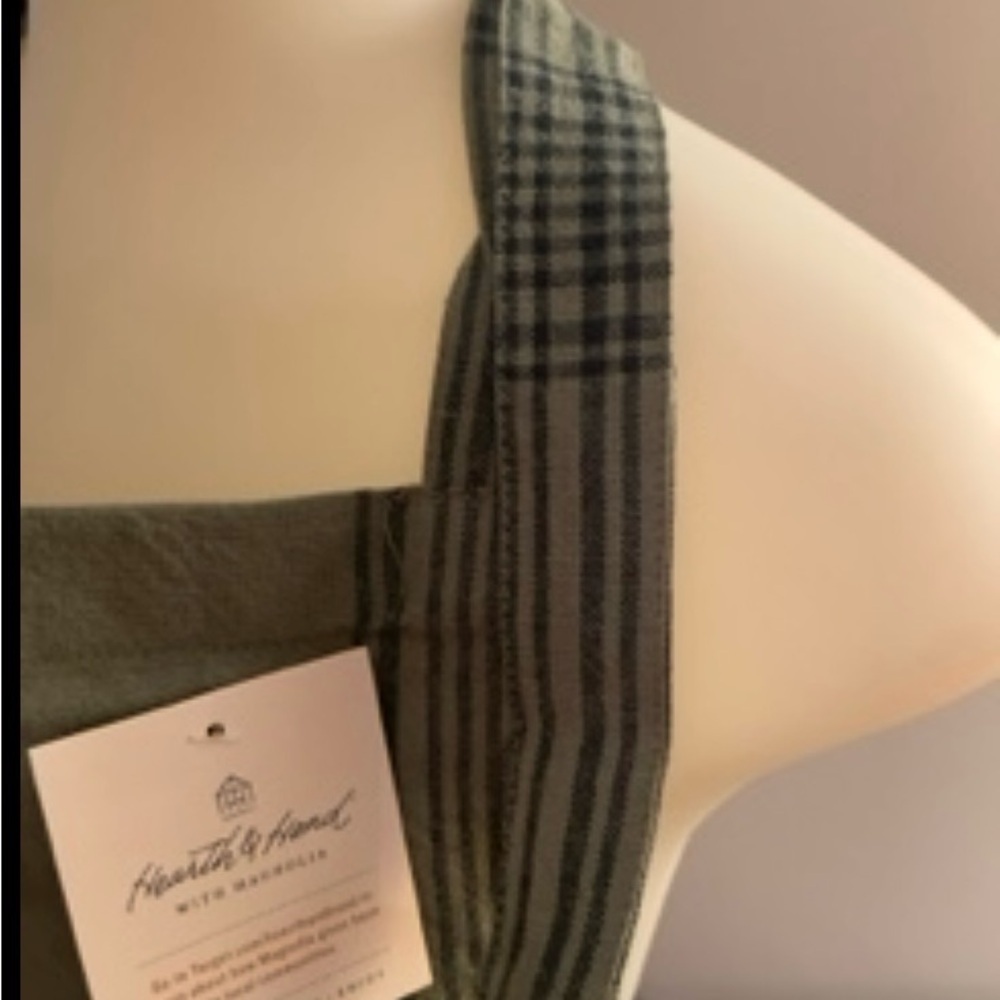 Hearth & Hand Adult Apron (Adjustable open-waist,-Sage Green, 100% cotto… - Picture 12 of 16